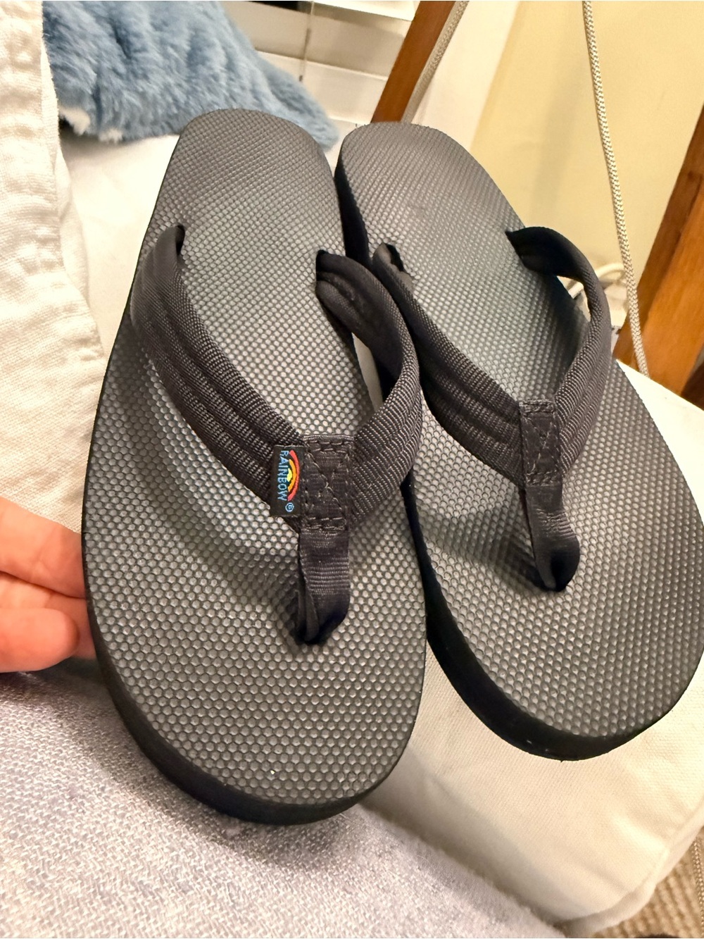 Women's Rainbow Black Platform Flip Flop Sandals size Med 6.5-7.5